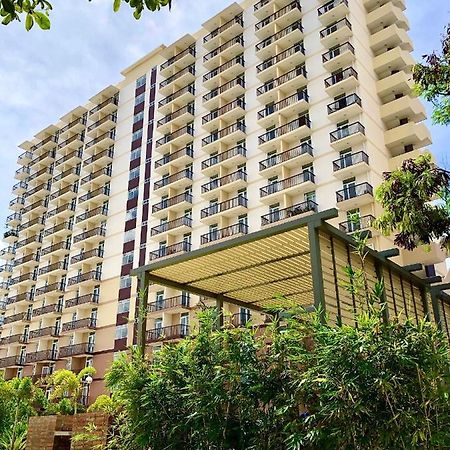 Condo W/ Balcony Near Mactan International Airport Мактан Экстерьер фото