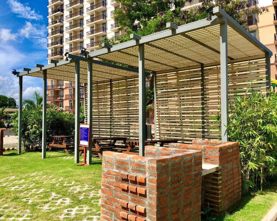 Condo W/ Balcony Near Mactan International Airport Мактан Экстерьер фото