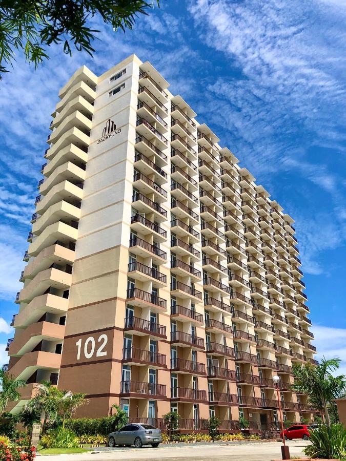 Condo W/ Balcony Near Mactan International Airport Мактан Экстерьер фото