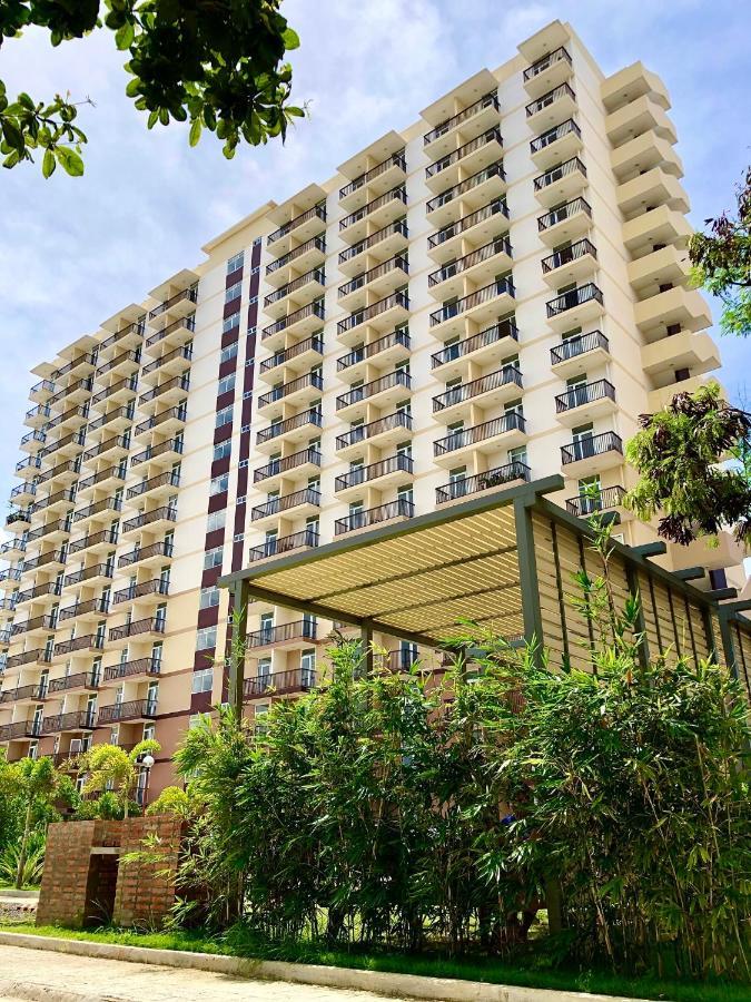 Condo W/ Balcony Near Mactan International Airport Мактан Экстерьер фото